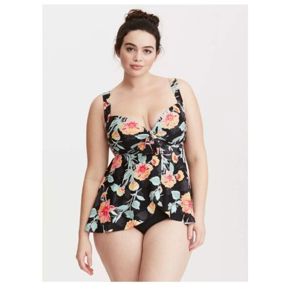 Torrid Floral Print Babydoll Tankini Top Black Twist Front Plus Size 1X - Picture 1 of 8